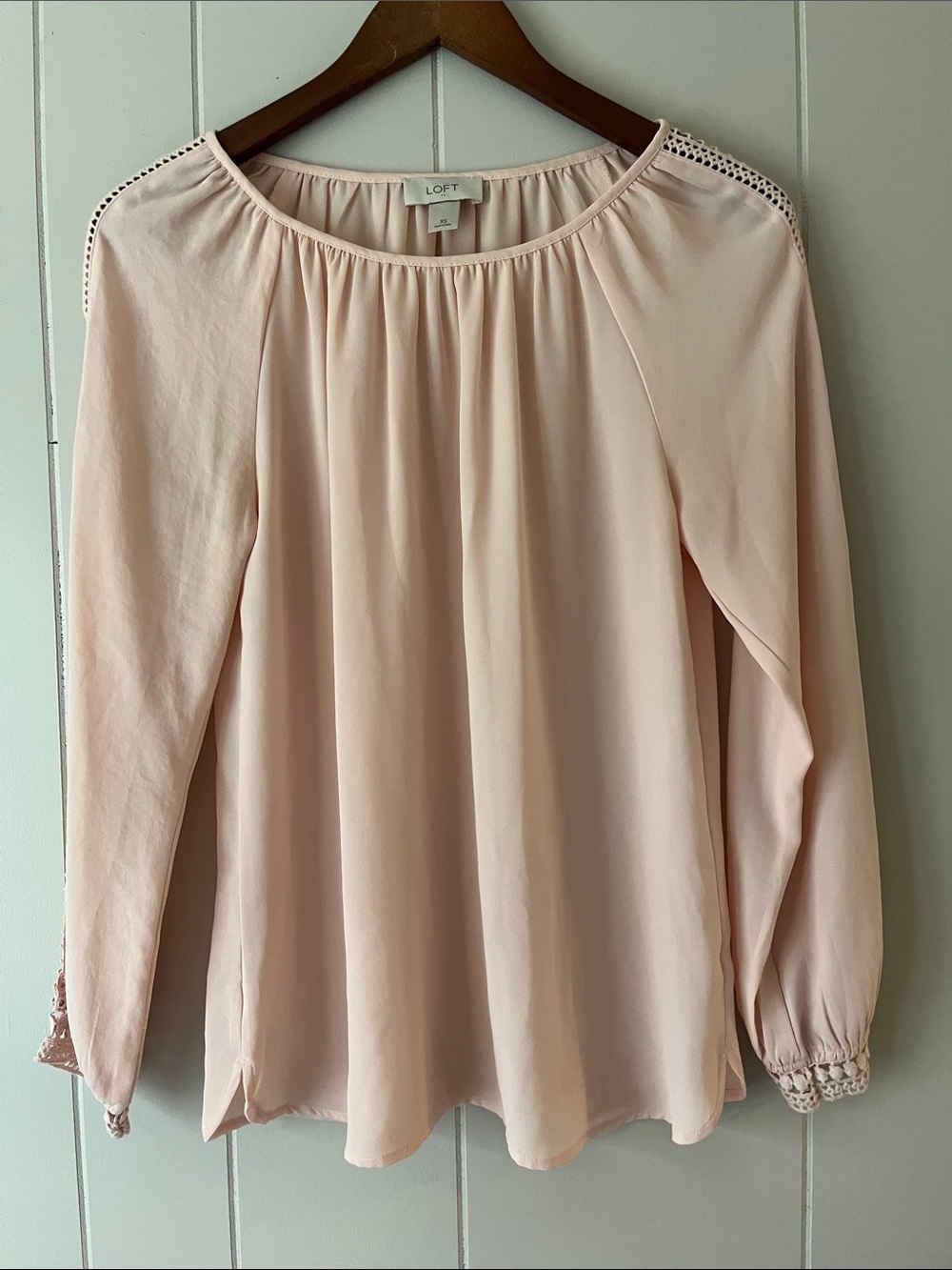 LOFT Light Blush Long-Sleeve Peasant Top